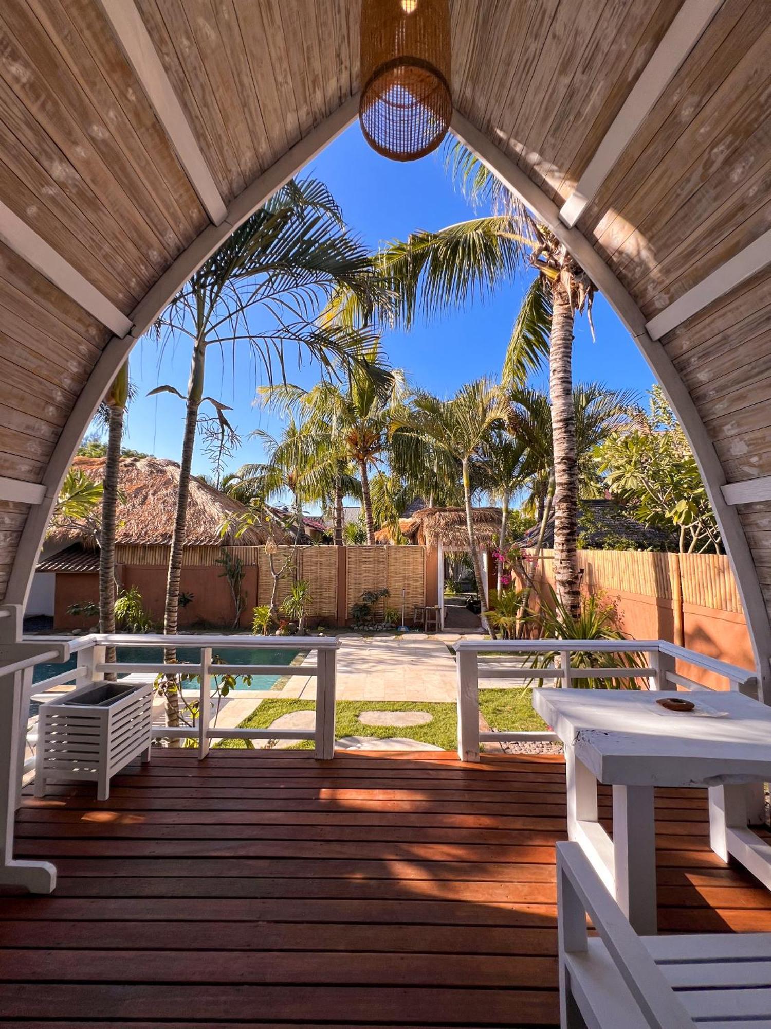 Coconut Dream Villas Джили Трауанган Екстериор снимка