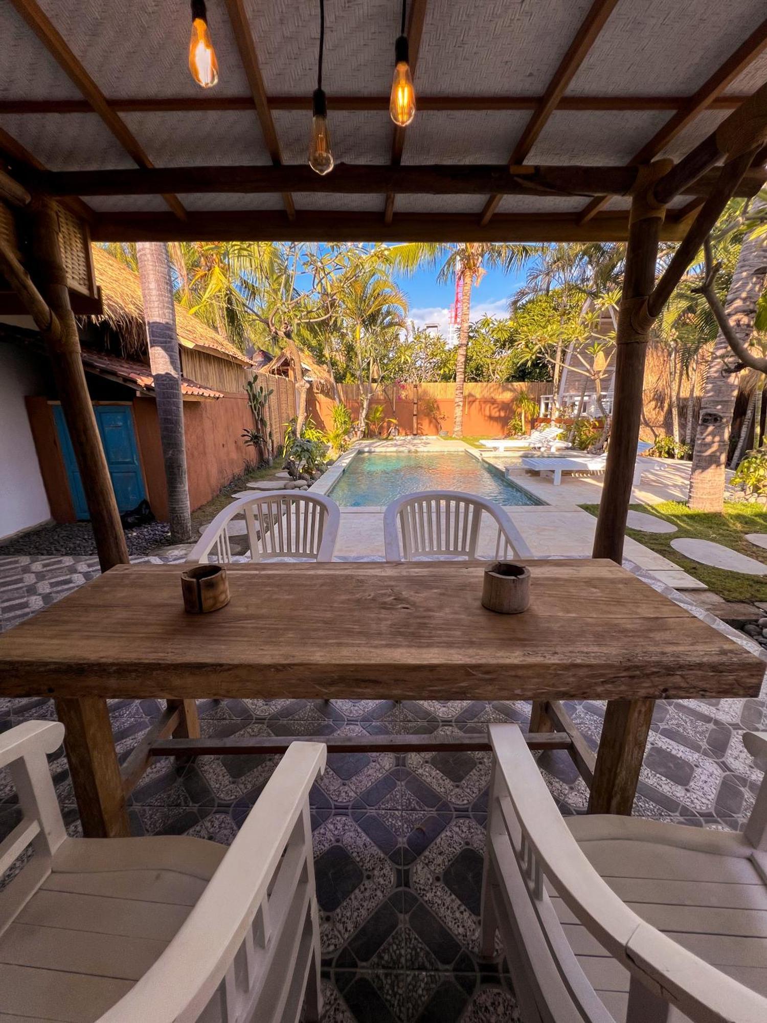 Coconut Dream Villas Джили Трауанган Екстериор снимка